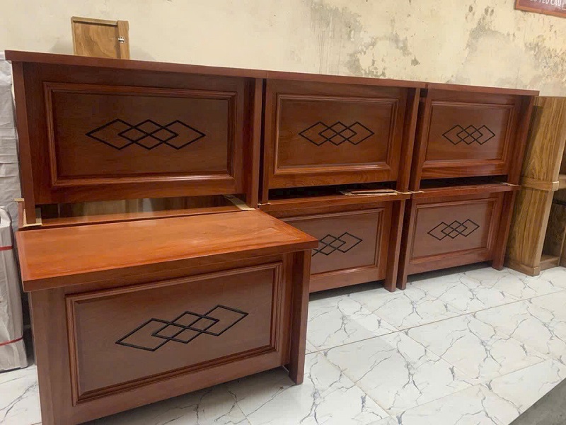 Bàn hội trường gỗ xoan đào TL202